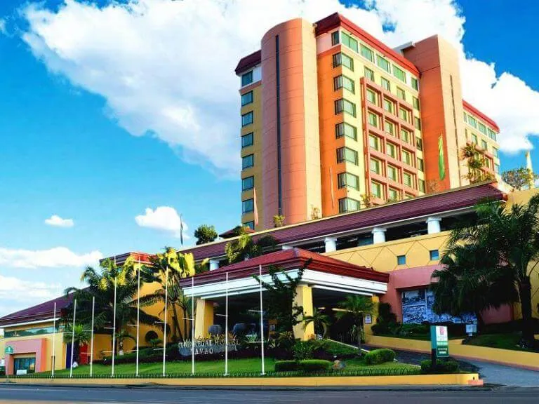 Grand Regal Hotel place